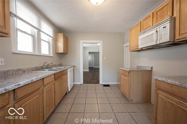 Building Photo - 1529 E Ohio St