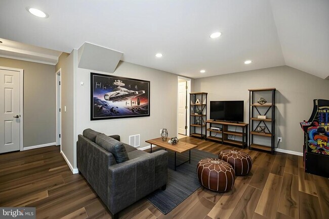 Building Photo - 2376 Generation Dr