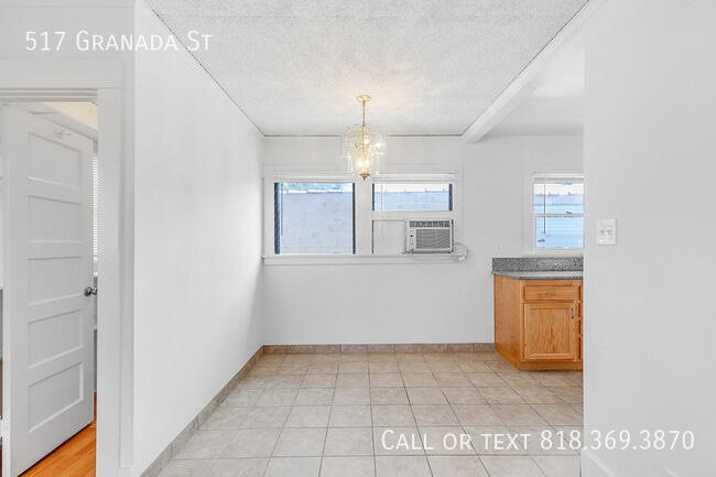 Building Photo - 517 Granada St