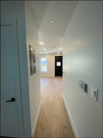 Building Photo - 301 Van Brunt St
