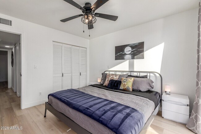 Building Photo - 2529 N Miller Rd