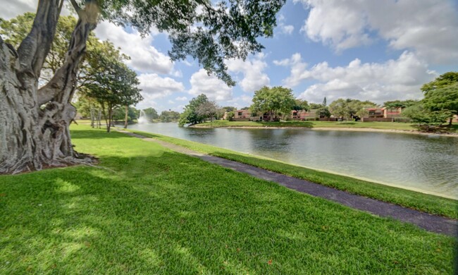 Building Photo - 8248 Severn Dr