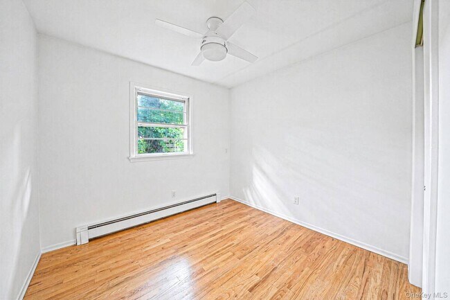 Building Photo - 1435 Bray Ave