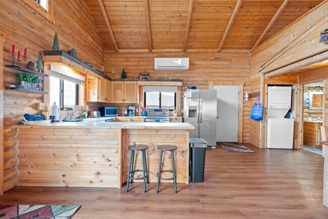 Building Photo - 5406 Henrys Lake Rd