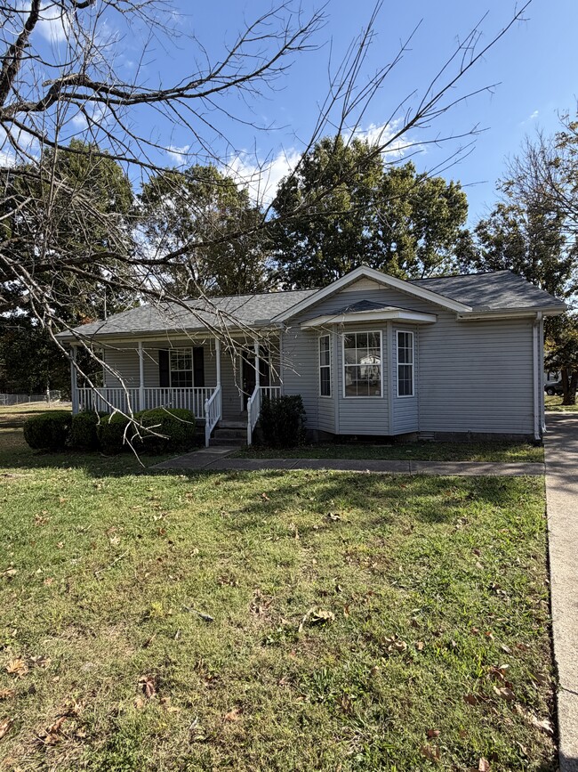 Primary Photo - 304 Clearlake Ct