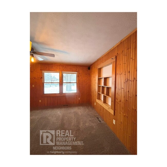 Building Photo - Beautiful 3 Bedroom, 2 Bathroom Home in Clarksville, MI