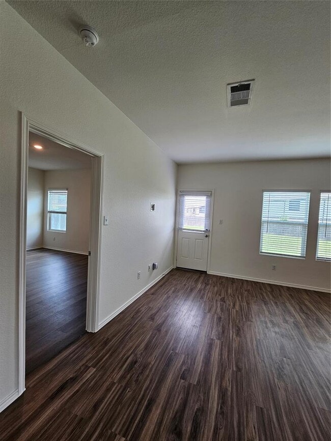 Building Photo - 228 Gabriels Bluff Dr