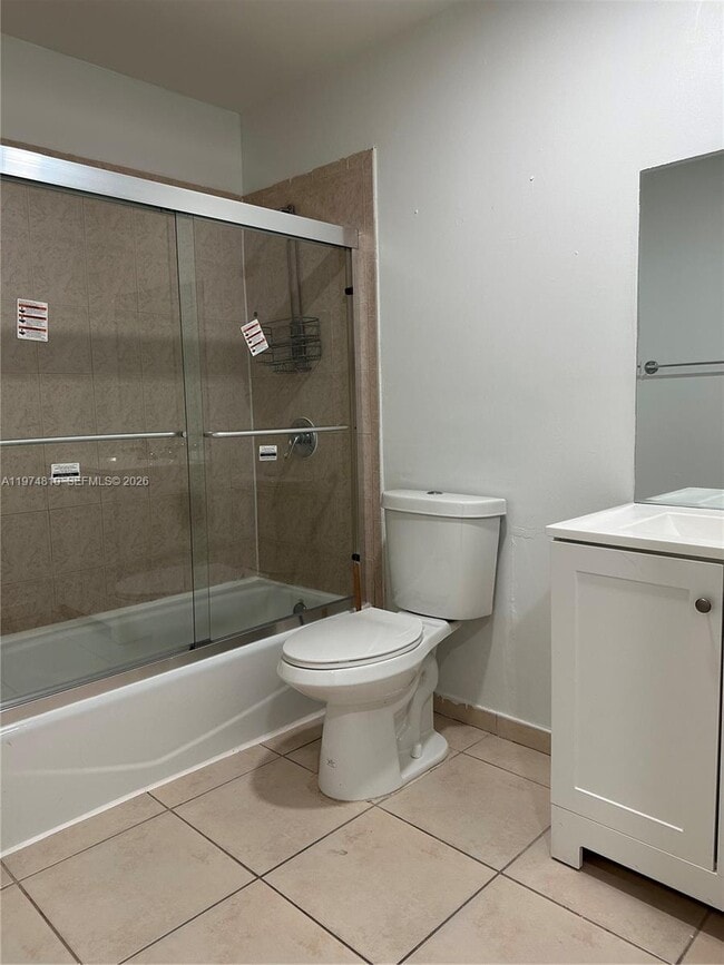 Building Photo - 65 NE 12th Ave