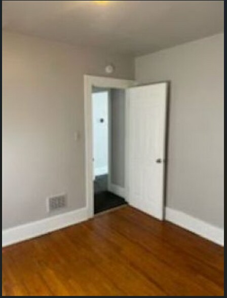 Building Photo - 18604 Marx St