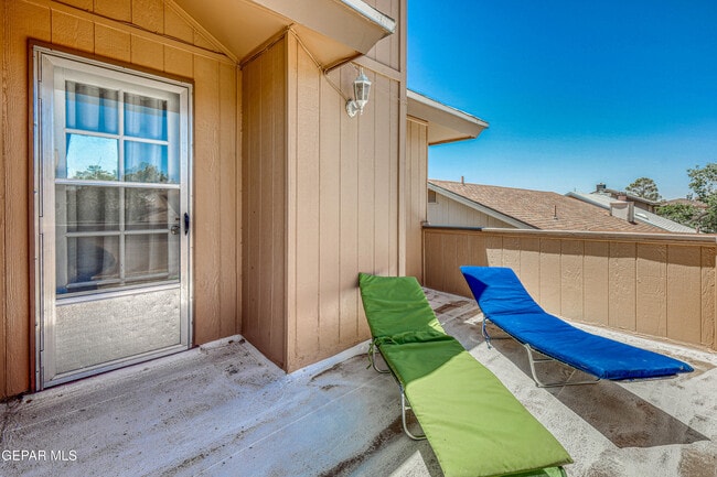Building Photo - 7333 Golden Hawk Dr