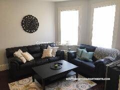 Building Photo - 32 Rawson St