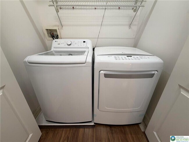 Building Photo - 7109 Hunt Dr