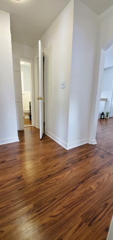 Building Photo - 70 Hobart Pl