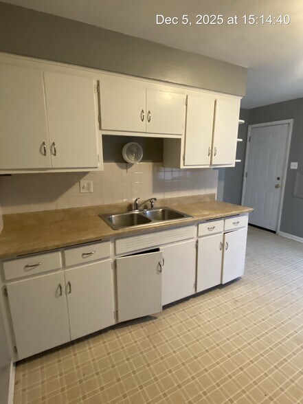 Building Photo - 4929 N 63rd St