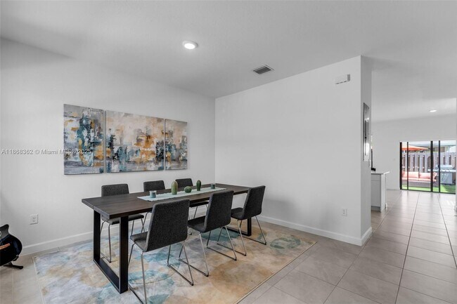 Building Photo - 11761 SW 245 Ter