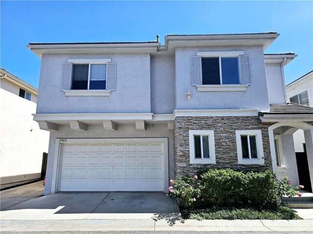 Primary Photo - 15812 Crest Ln