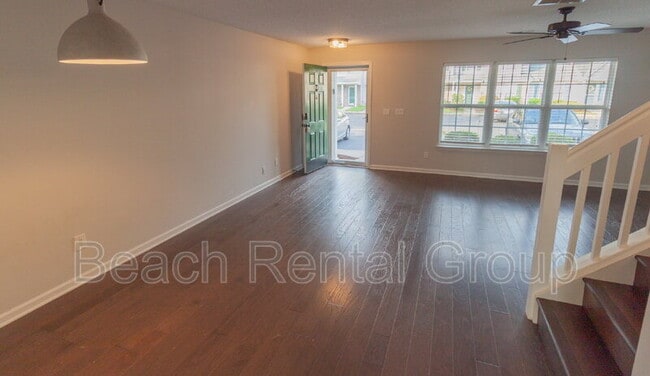 Building Photo - 612 Wilshire Ln