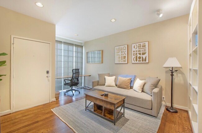 Building Photo - 4241 Buena Vista St