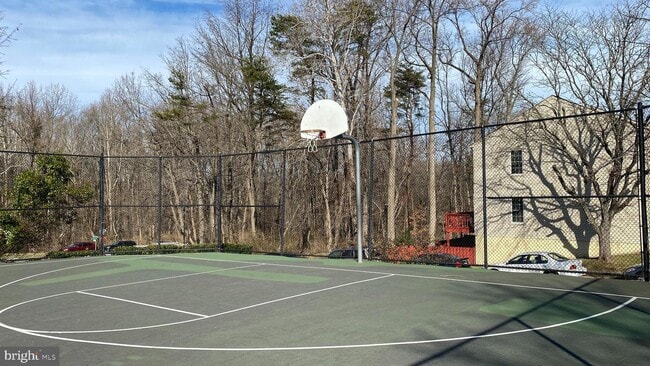 Building Photo - 5674 Chapel Run Ct