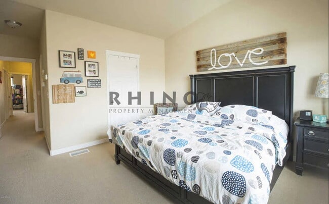 Building Photo - 3673 Lilac Heights Dr