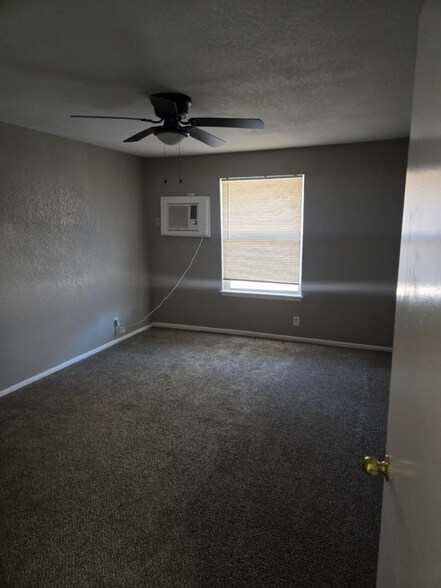 Building Photo - 1014 Ware Blvd