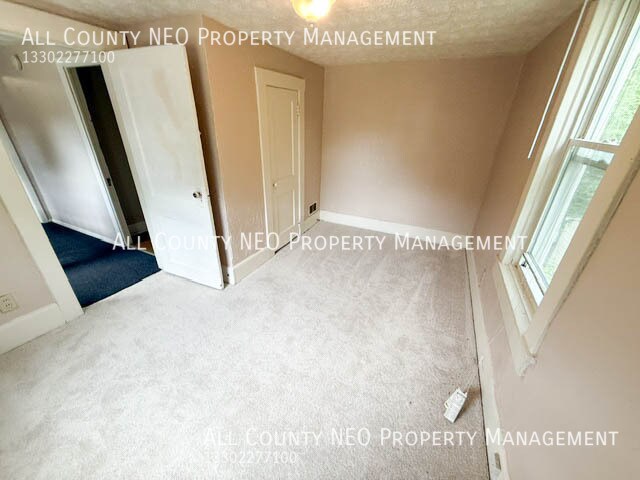 Building Photo - 1234 Winton Ave