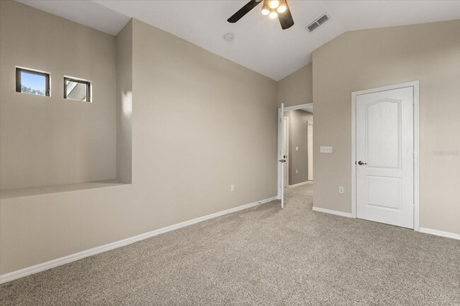 Building Photo - 226 Brightview Dr