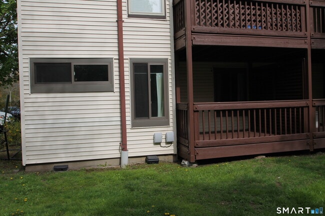 Building Photo - 3699 Broadbridge Ave