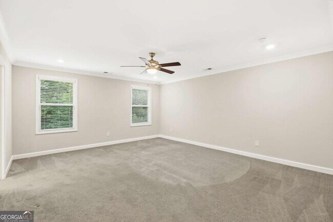 Building Photo - 520 Cresentry Brook