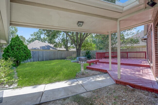 Building Photo - 30118 Bashaw Dr