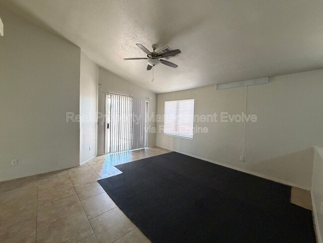 Building Photo - 7816 N 54th Ln