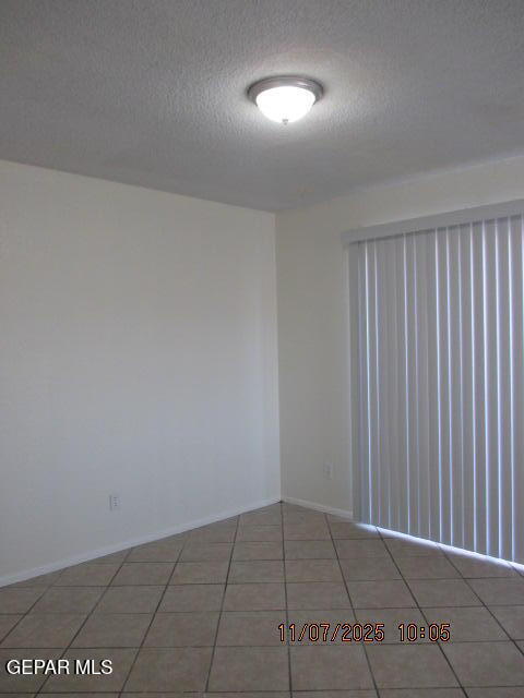 Building Photo - 3558 E Glen Dr