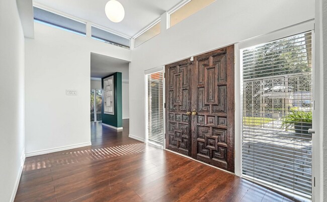 Building Photo - Exclusively Marketed by Wajdi Ahmad with Realty Of America. For more information please visit HAR...