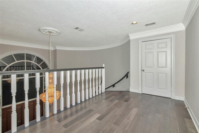 Building Photo - 11771 Quail Creek Dr