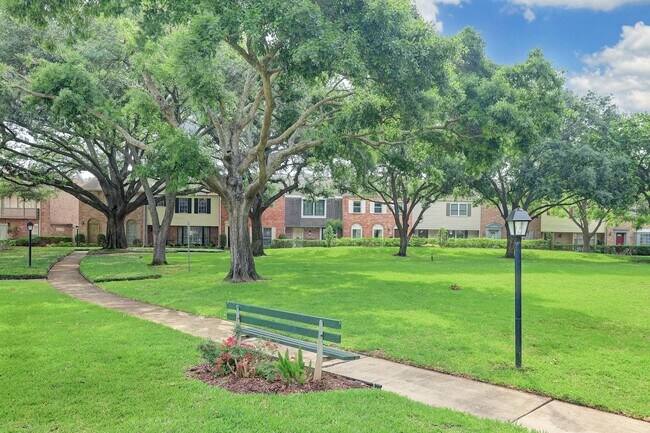 Building Photo - 2065 Winrock Blvd