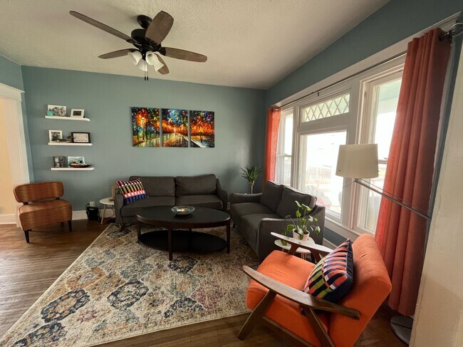 Furnished Living Room - 952 Tecumseh St