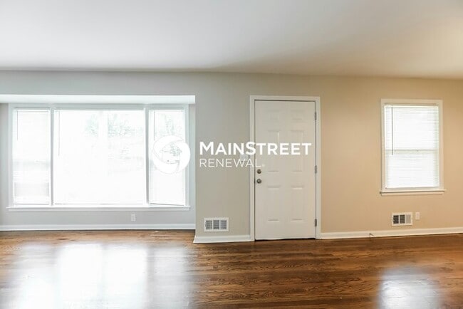 Building Photo - 3 Bedroom Pet-Friendly Home in KANSAS CITY...
