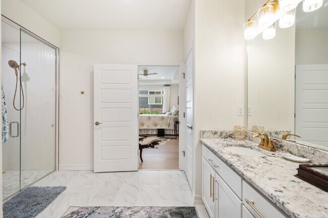 Building Photo - 2 bedroom - 55+ Community - Torrisdale