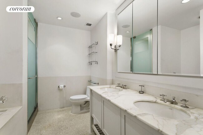 Building Photo - 416 Washington St