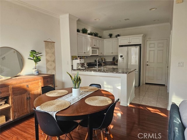 Building Photo - 140 Paseo Vista