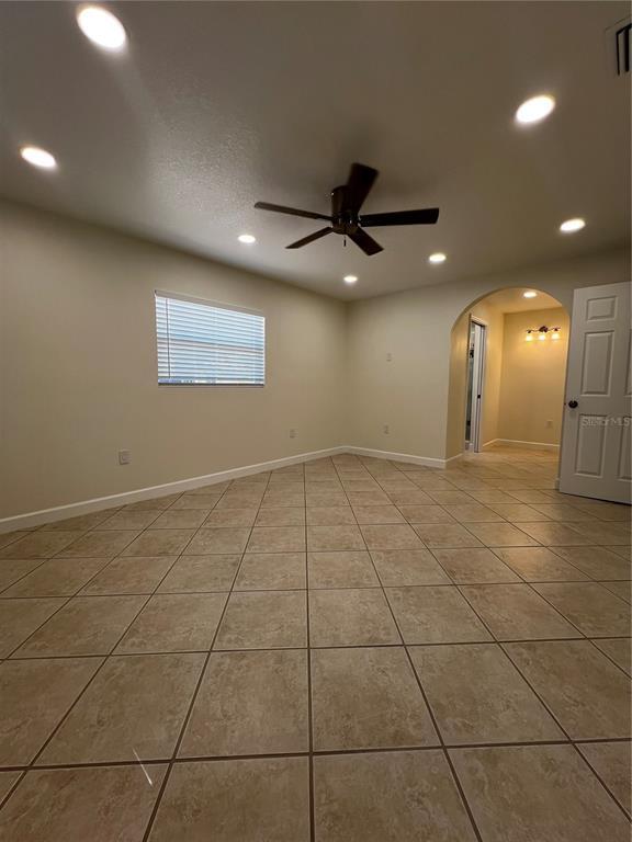 Building Photo - 137 175th Terrace Dr E
