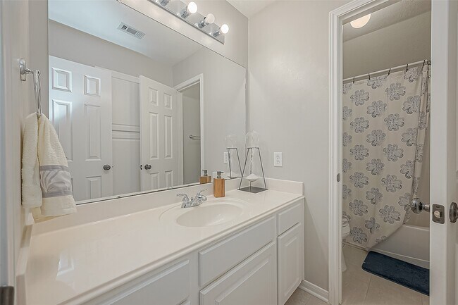 Building Photo - 4202 Stone Oak Ct