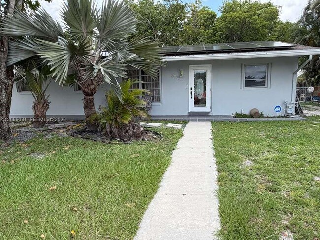 Building Photo - 20302 NW 39th Ct