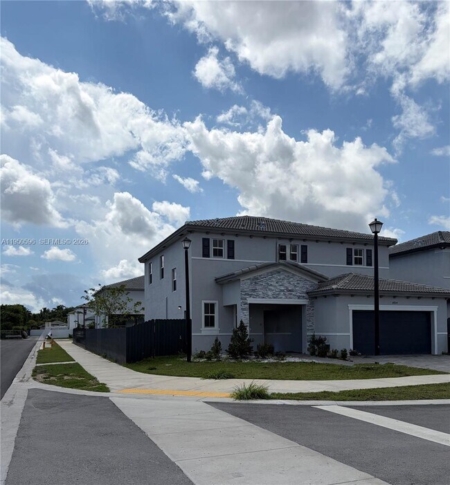 Building Photo - 14804 SW 162nd St