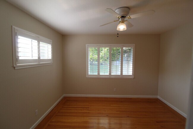 Building Photo - Concord/ Walnut Creek Border! 2172 sq ft home on Huge lot with swimming pool!