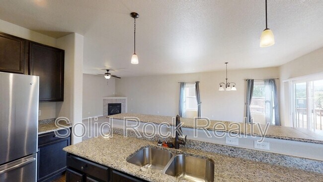 Building Photo - 1145 Antrim Loop