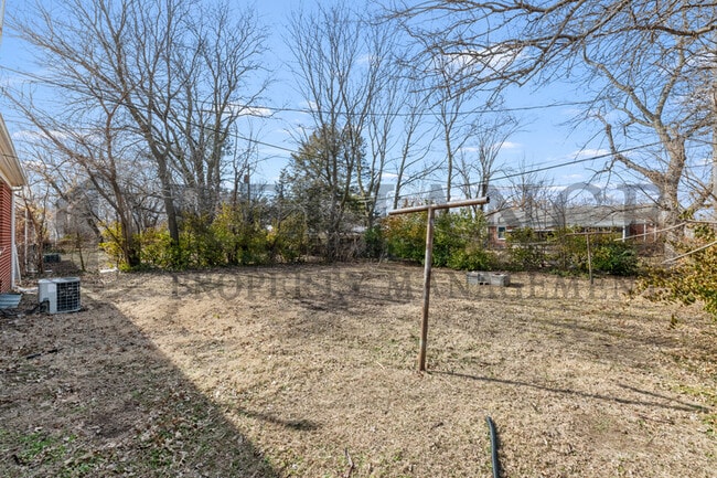 Building Photo - 363 N Woodlawn Blvd