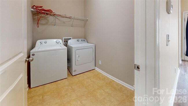 Building Photo - 2822 Hopeton Ct