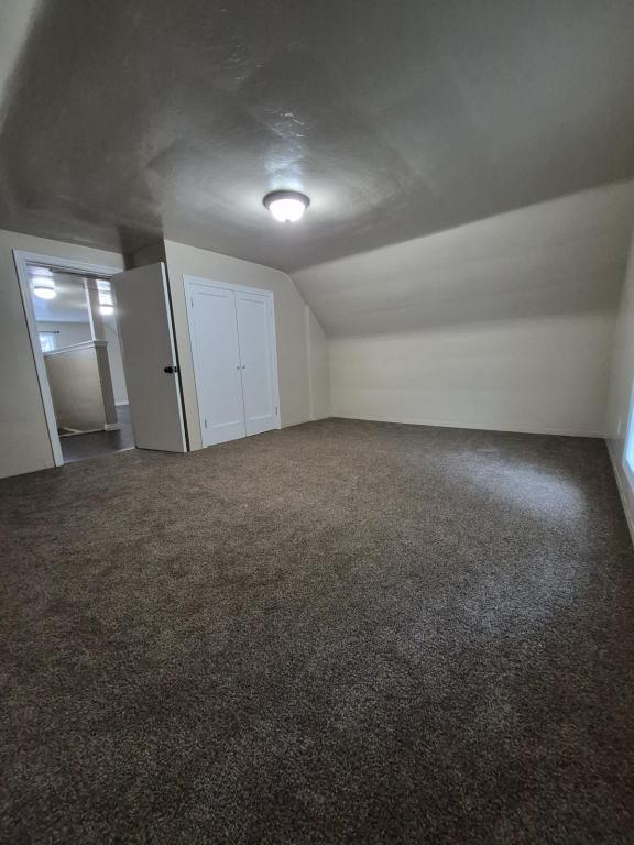 Building Photo - 230 SW Spring St