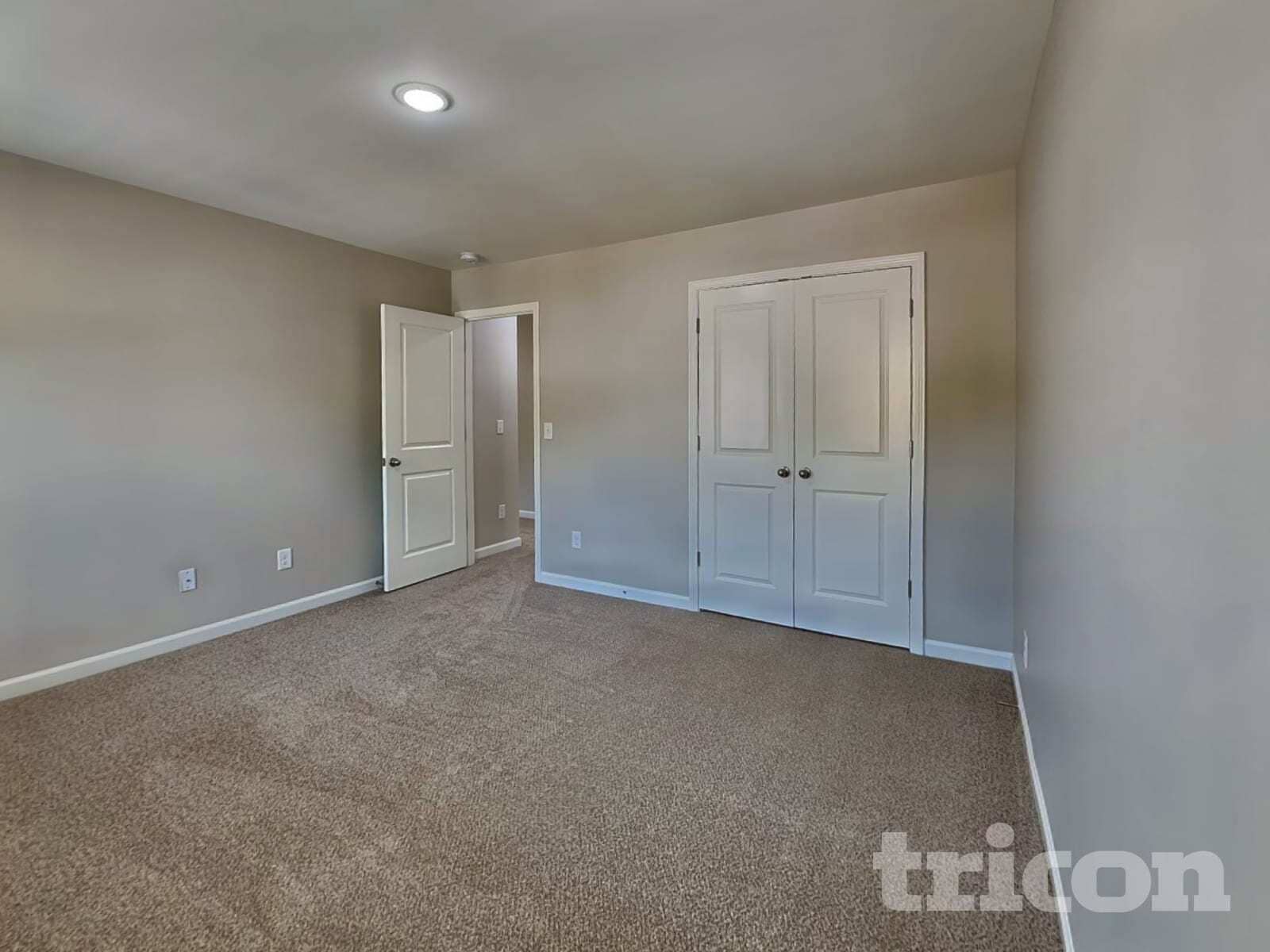 Building Photo - 138 Spring Knoll Dr